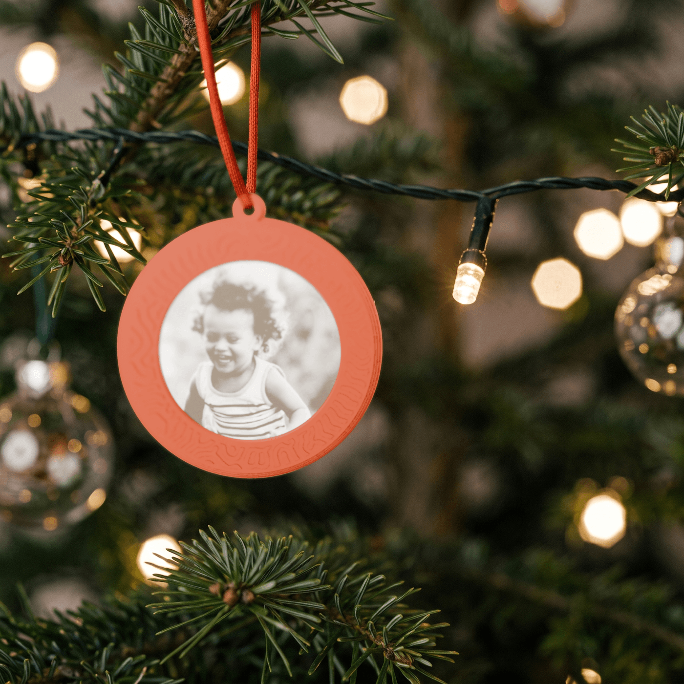 Ridge Ornament Ø60 Coral